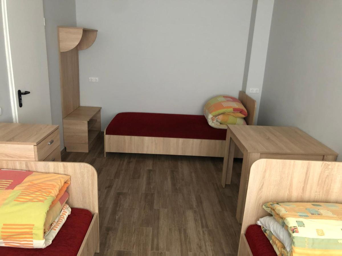 Hostel Laurita Kaunas Eksteriør billede