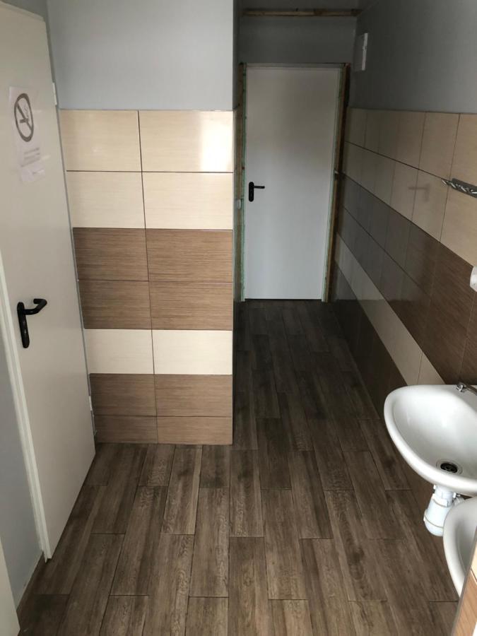 Hostel Laurita Kaunas Eksteriør billede